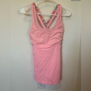 Lulu Lemon pink tank top w/shelf bra